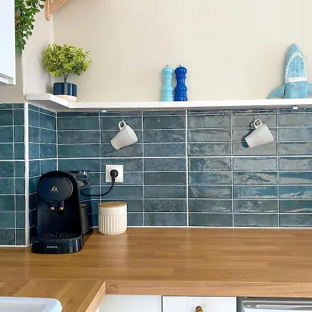 2p Avec Balcon, Proche Centre كان