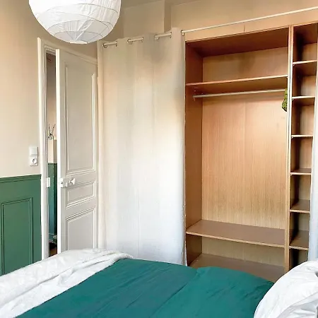 2p Avec Balcon, Proche Centre 아파트 *