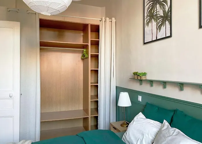2p Avec Balcon, Proche Centre Apartmán Cannes