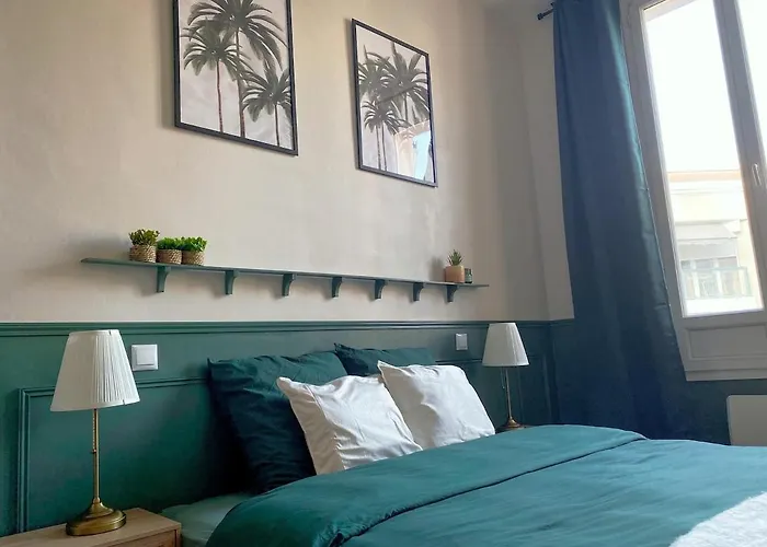 2p Avec Balcon, Proche Centre Apartmán